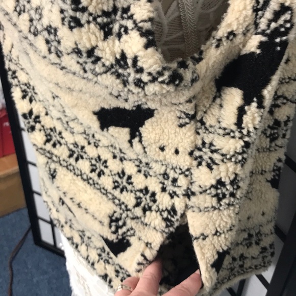 Sherpa Fo Fur Vest Pacific Cove - Picture 7 of 8